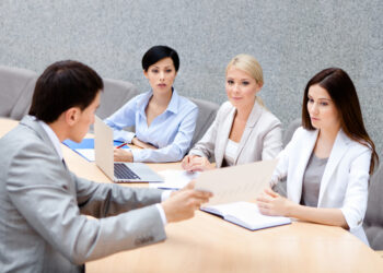 Salesforce - Workday - Newsbook - alianza - IA - Tai Editorial España