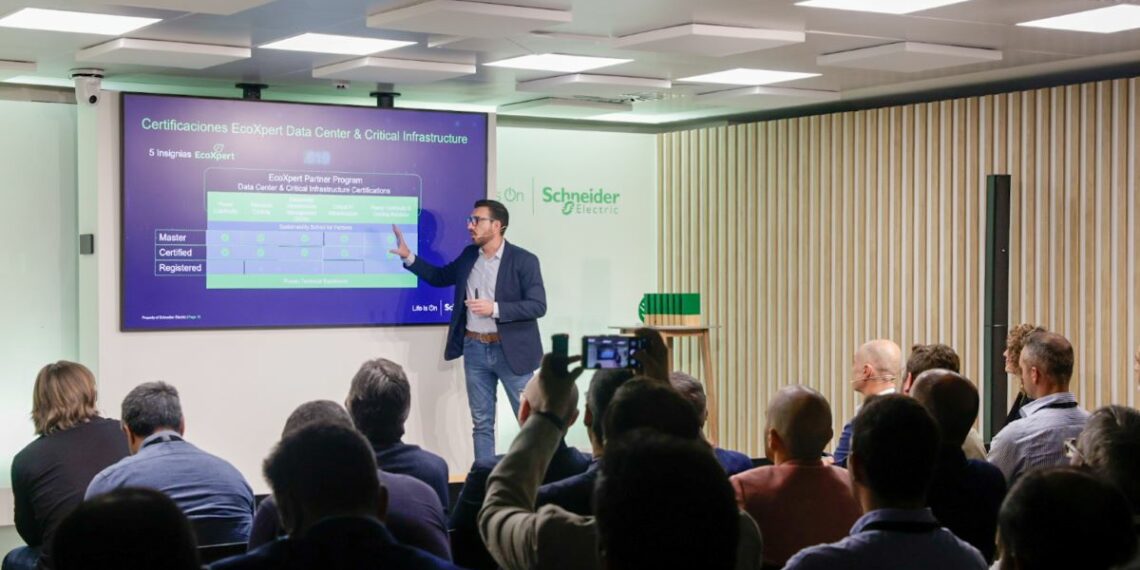 Schneider Electric - Newsbook - Canal TI - Tai Editorial España