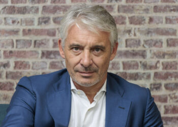 Cloud - Newsbook - Tai Editorial - España