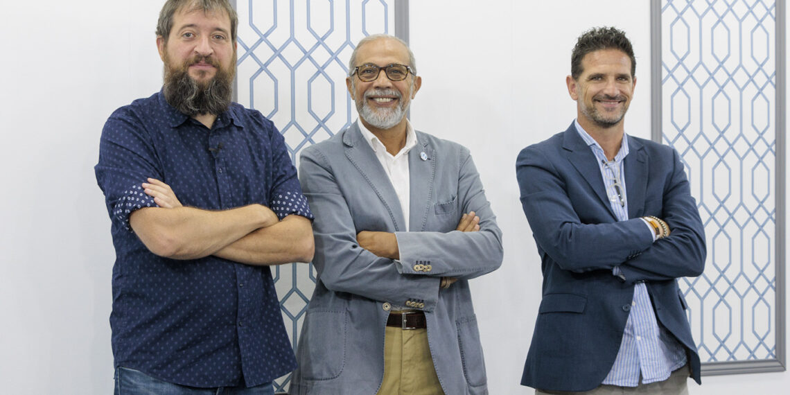 Cloud - Newsbook - Tai Editorial - España