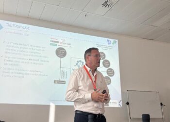 Destinux -Newsbook - V-Valley - Tai editorial España