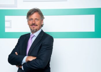 HP Smart Choice -Newsbook - Servidores Proliant - Tai Editorial España