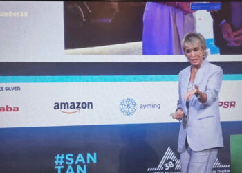 IA - Newsbook - Tai Editorial - España