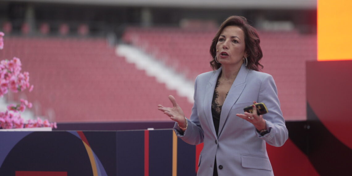 Red Hat - Newsbook - summit - IA -Tai Editorial España