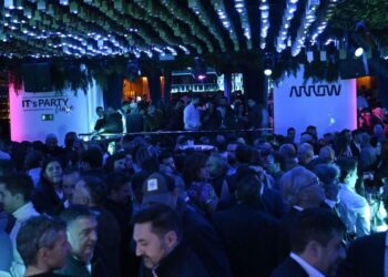 Arrow - Newsbook - Fiesta 2024 - Tai Editorial España