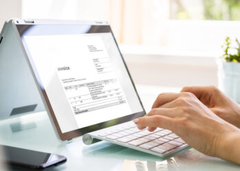 Facturación Electrónica - Newsbook - SERES - Tai Editorial España