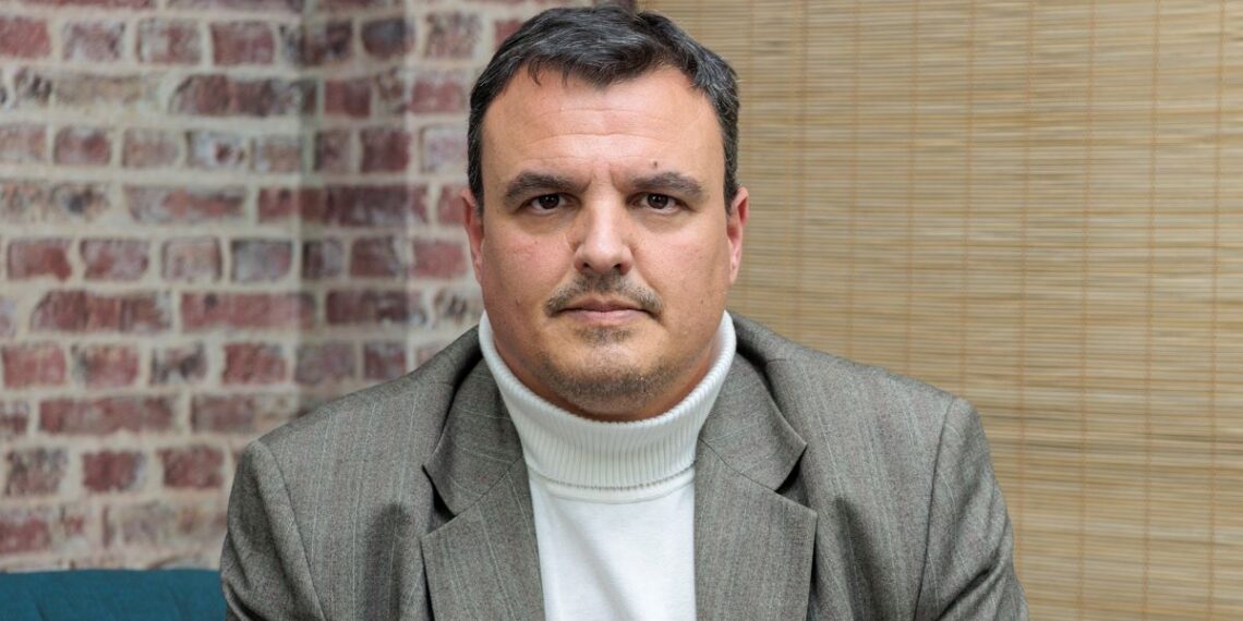 Ingram Micro - Newsbook - SMART Technologies - Alex Rincón - Tai Editorial España