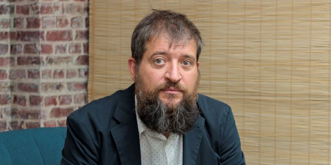 V-Valley - Canonical - Newsbook - acuerdo - Roberto Alonso- Tai Editorial España