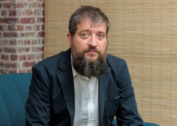 V-Valley - Canonical - Newsbook - acuerdo - Roberto Alonso- Tai Editorial España