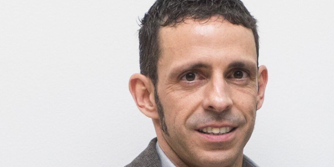 Acer - Newsbook - Tai Editorial - España