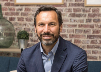 Estrategia Intel - Newsbook - Tai Editorial - España