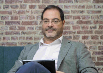 estrategia Samsung - Newsbook - Tai Editorial - España