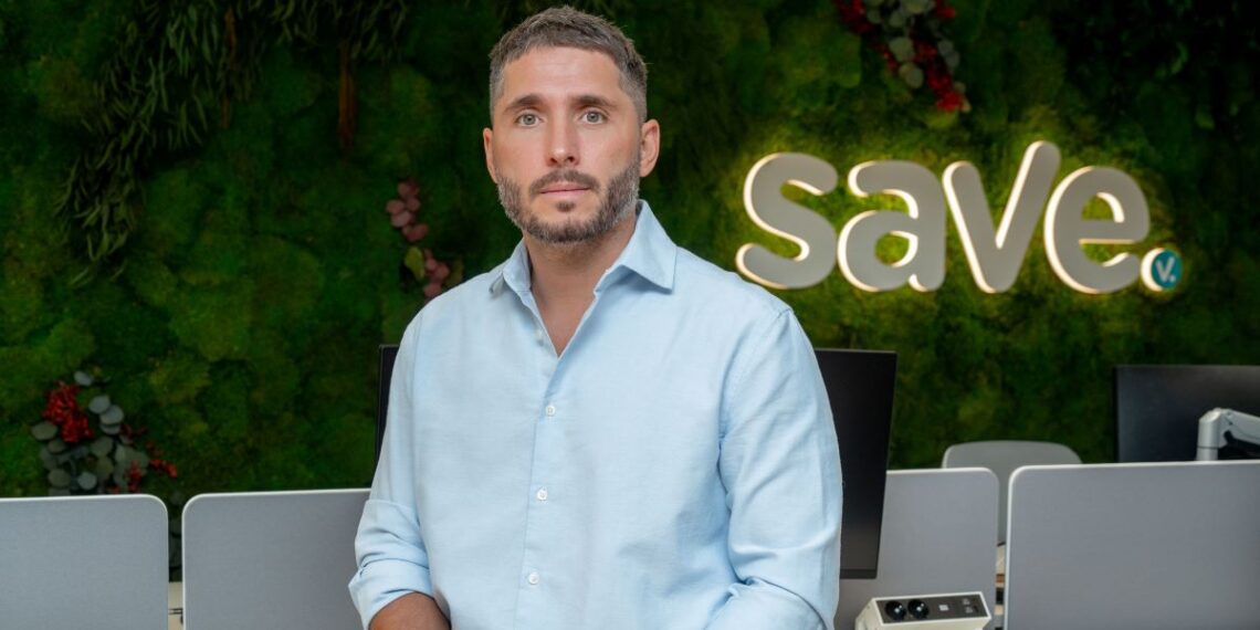 Save Store - Newsbook - Rodrigo Balassi - Tai Editorial España