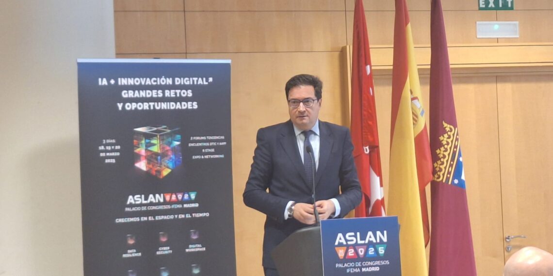 Óscar López resalta el papel de la tecnología en la “reindustrialización” de España en ASLAN2025