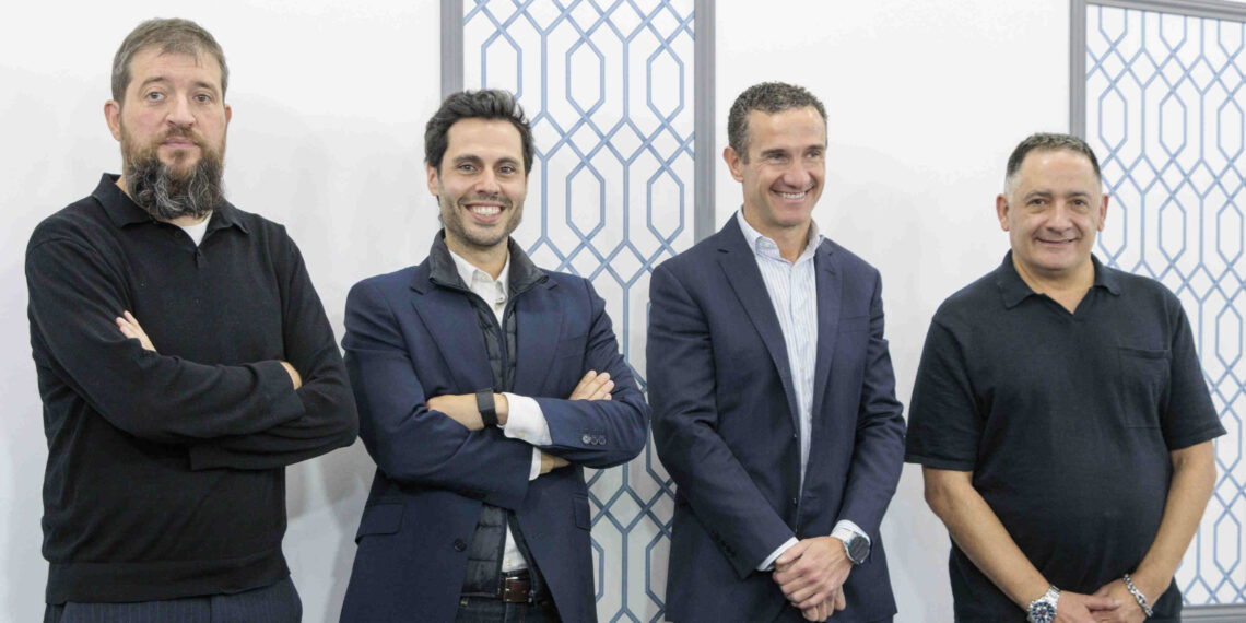 mayoristas nube - Newsbook - Tai Editorial - España