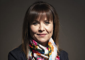 día de la mujer - Newsbook - Tai Editorial - España