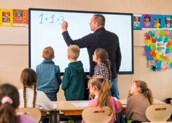 Maverick -Newsbook - i3Connect - acuerdo - Tai Editorial España