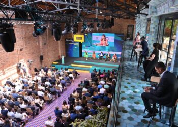 DigitalES Summit 2025-Newsbook