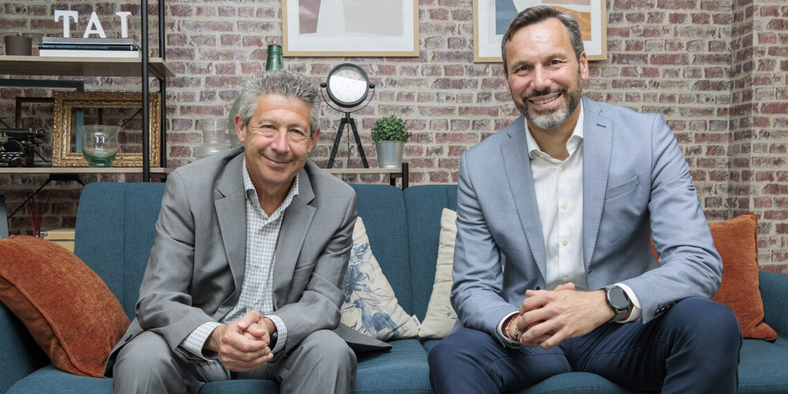 Intel Ingram Micro - Newsbook- Tai Editorial - España