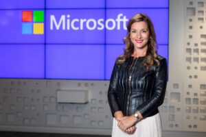 Microsoft - Newsbook -grandes cuentas - Silvia Hernández - Tai Editorial España