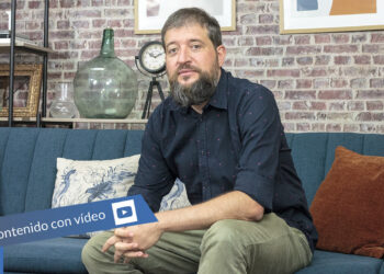 puesto de trabajo - Newsbook - Tai Editorial - España