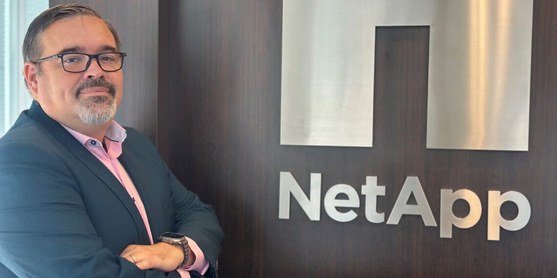Carlos Vaquer -NetApp - Newsbook - canal - Tai Editorial España