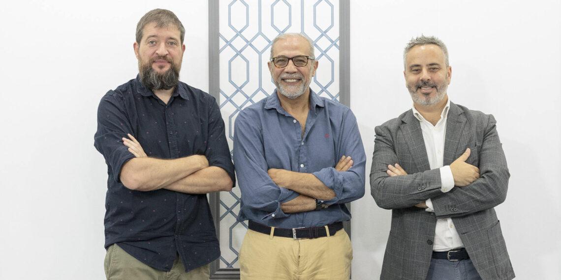 puesto de trabajo - Newsbook - Tai Editorial - España