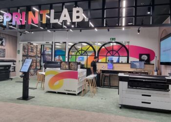 HP Barcelona - Newsbook - Tai Editorial - España