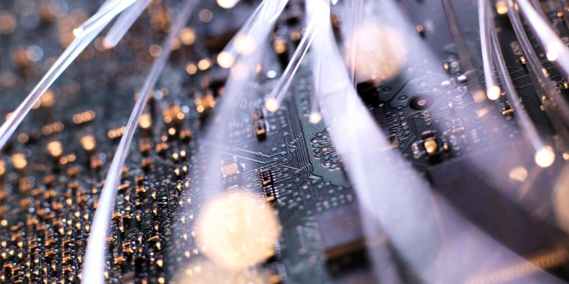 Infinigate - Ruckus - Newsbook - acuerdo - Tai editorial España