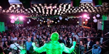 Arrow -Newsbook -fiesta anual 2025- Tai Editorial España