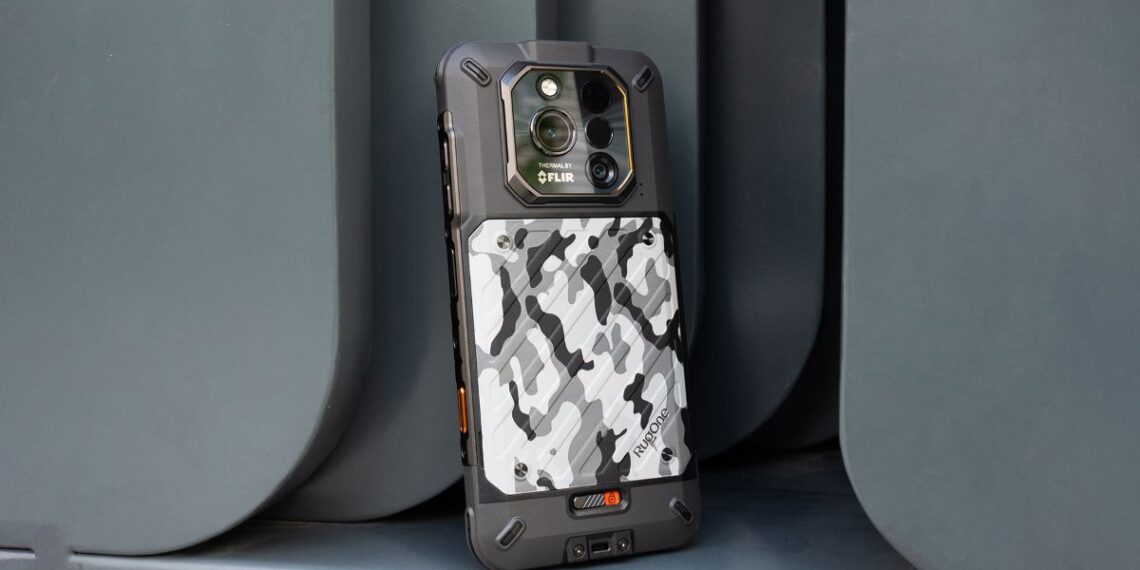 MCR - Newsbook - RugeOne - Tai Editorial España