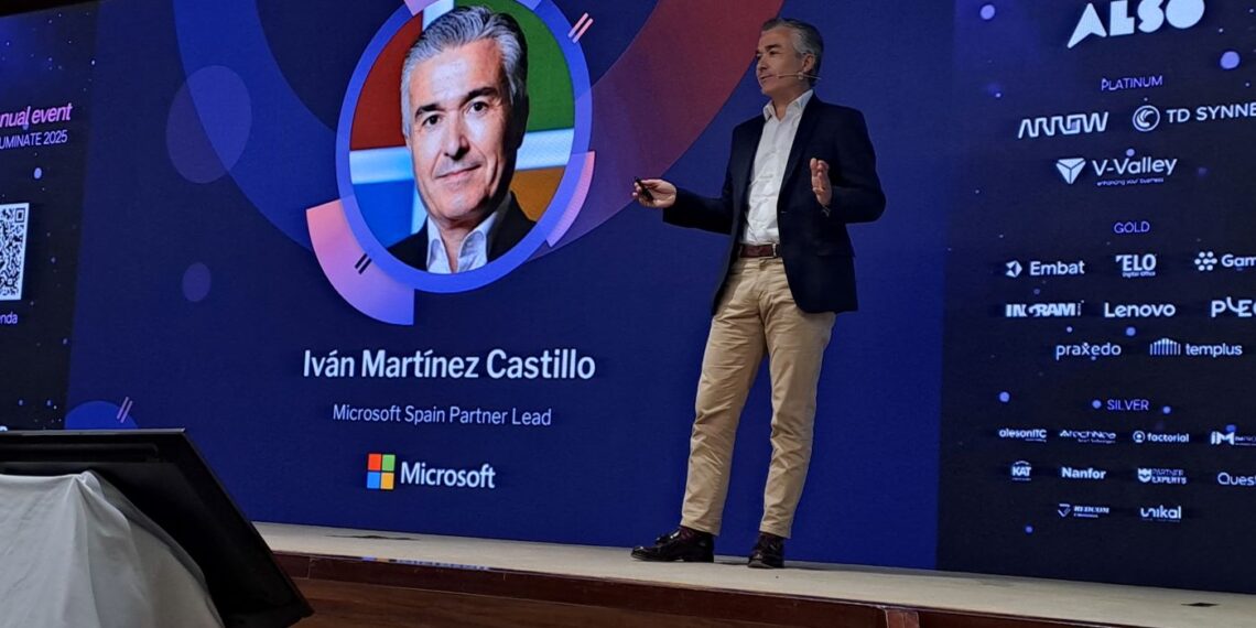 Microsoft -Newsbook - Iván Martínez - Illuminate 2025- Tai Editorial España