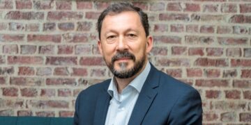 V-Valley -SOTI -Newsbook- acuerdo -ditribución- Tai Editorial España