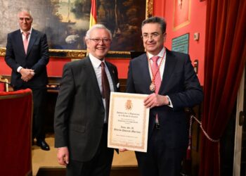 Alberto Pascual -Newsbook - Academico - Diplomacia Reino de España - Tai Editorial España