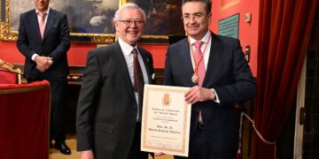 Alberto Pascual -Newsbook - Academico - Diplomacia Reino de España - Tai Editorial España