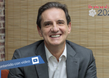 Lenovo - Newsbook - Tai Editorial - España