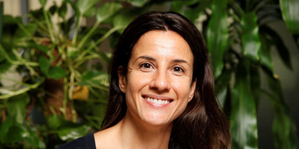 Asi será 2026 - Schneider Electric - Newsbook - Laura Sancho - Tai Editorial España