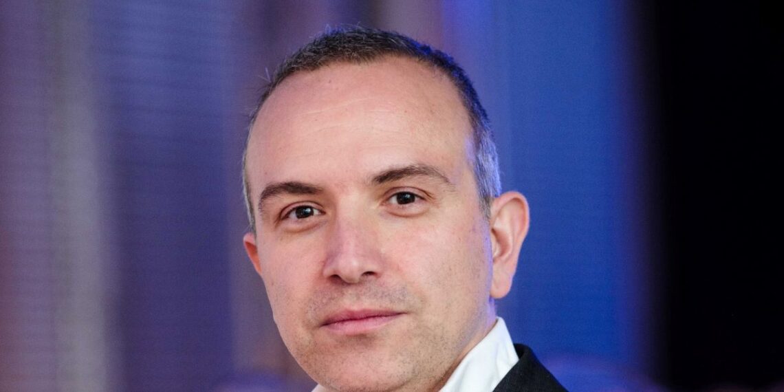 ReeVo - Hipasec - Newsbook -compra - Tai Editorial España