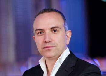 ReeVo - Hipasec - Newsbook -compra - Tai Editorial España