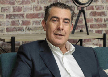 V-Valley - Newsbook- estructura comercial- Hugo Fernandez - Tai Editorial España