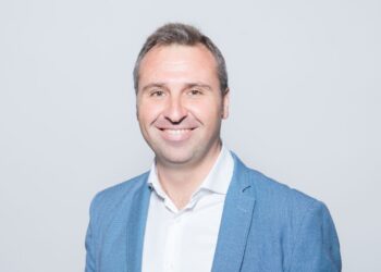 Zoom -Newsbook - estrategia - Jorge Hurtado - Tai Editorial España