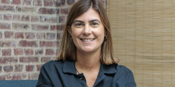 Mujeres TIC - Newsbook - Tai Editorial - España