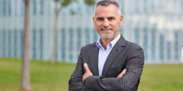 Sarenet CPD y operador móvil virtual-Newsbook