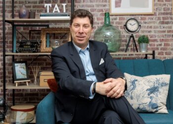 Armis - Newsbook - canal - Alex Rocha - TAi Editorial España