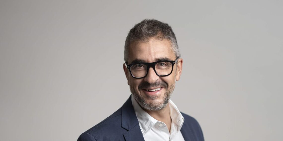 Econocom - Newsbook - Ingevideo - Tai Editorial España