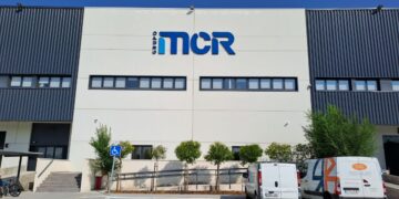 MCR - Newsbook- Lindy - acuerdo - Tai Editorial España