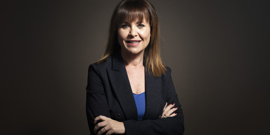 Mujeres TIC - Newsbook - Tai Editorial - España