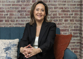 Mujeres TIC - Newsbook - Tai Editorial - España