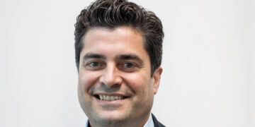 Oferta de colocation- Newsbook- Aire- Santi Magazú- Tai Editorial España