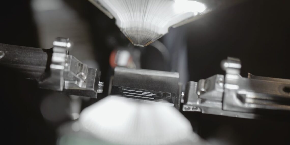 Cisco - Universal Quantum Switch - Newsbook- Redes Cuánticas- Tai Editorial España